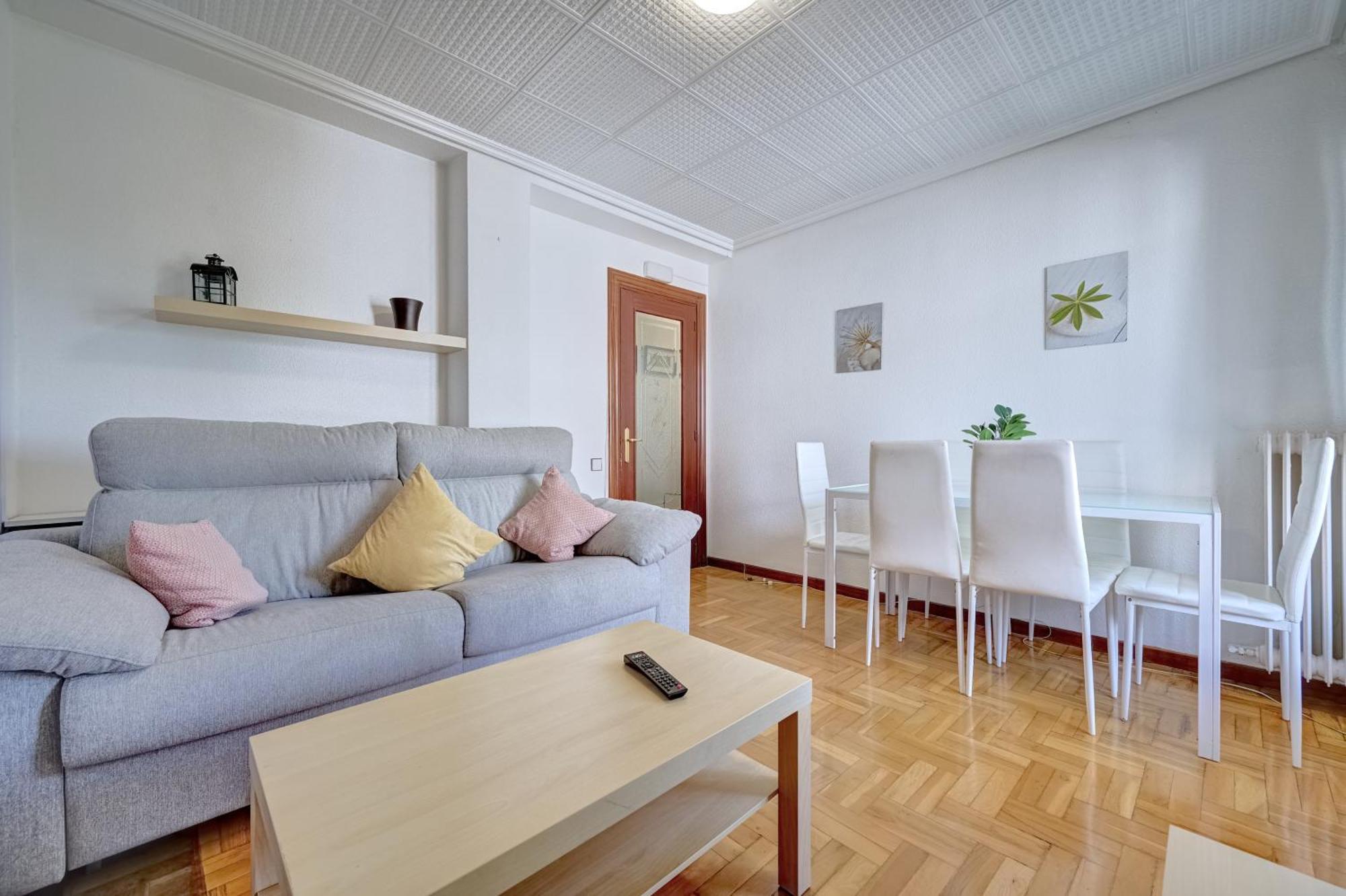 Casa Teo Apartment Pamplona Bagian luar foto