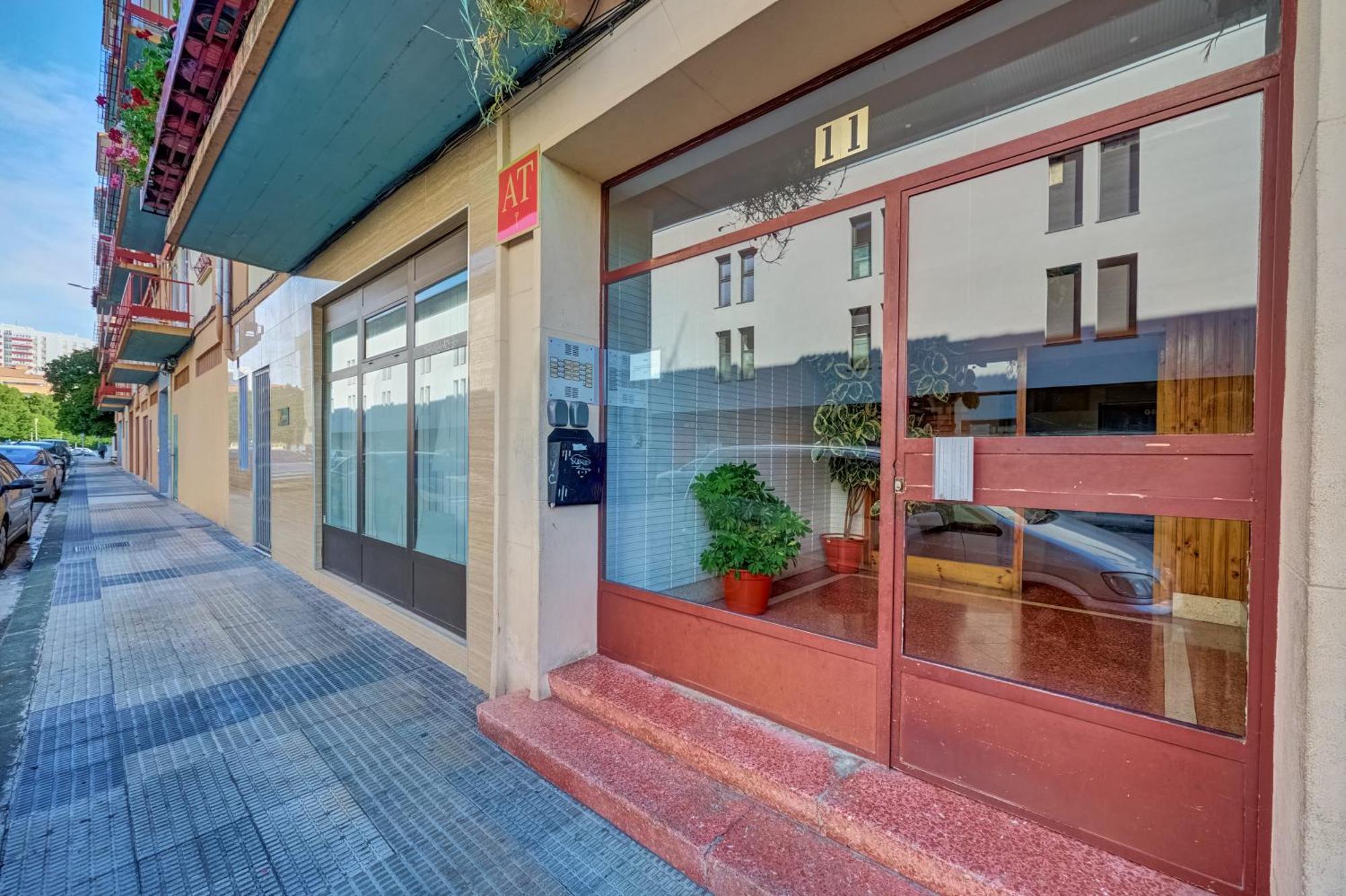 Casa Teo Apartment Pamplona Bagian luar foto